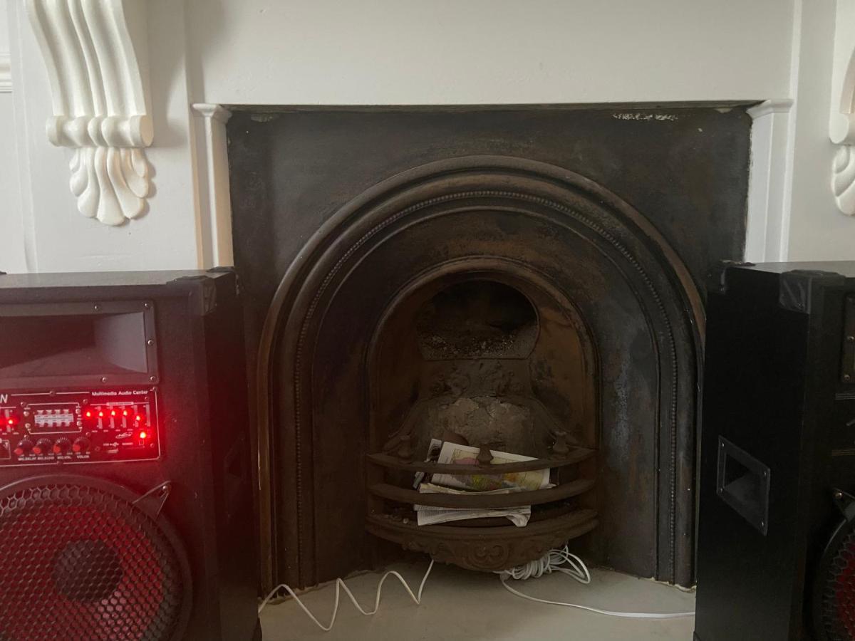 Mid Charm - 1-bed In * Londres