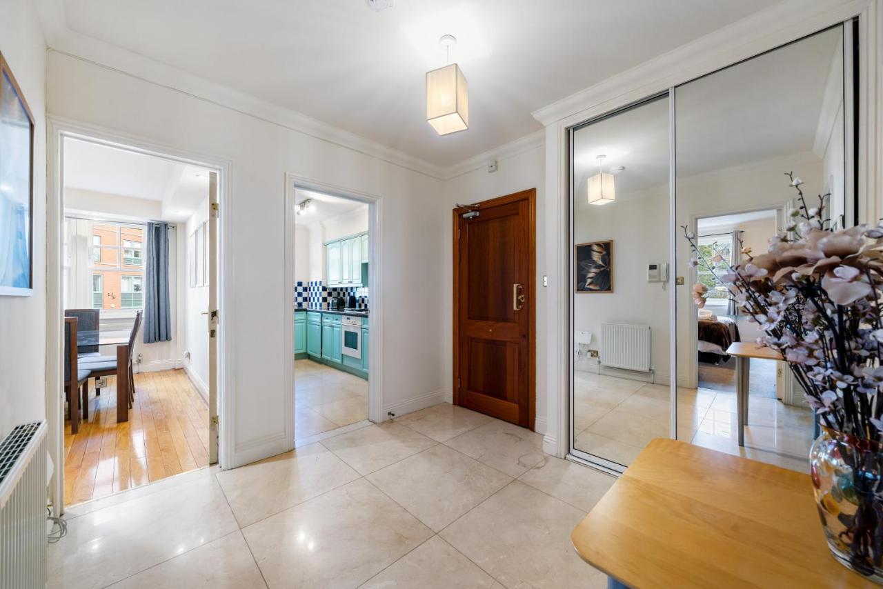 Terrific 2 Bed 2 Bath Apt With Gym & Roof Terrace -12 Mins From