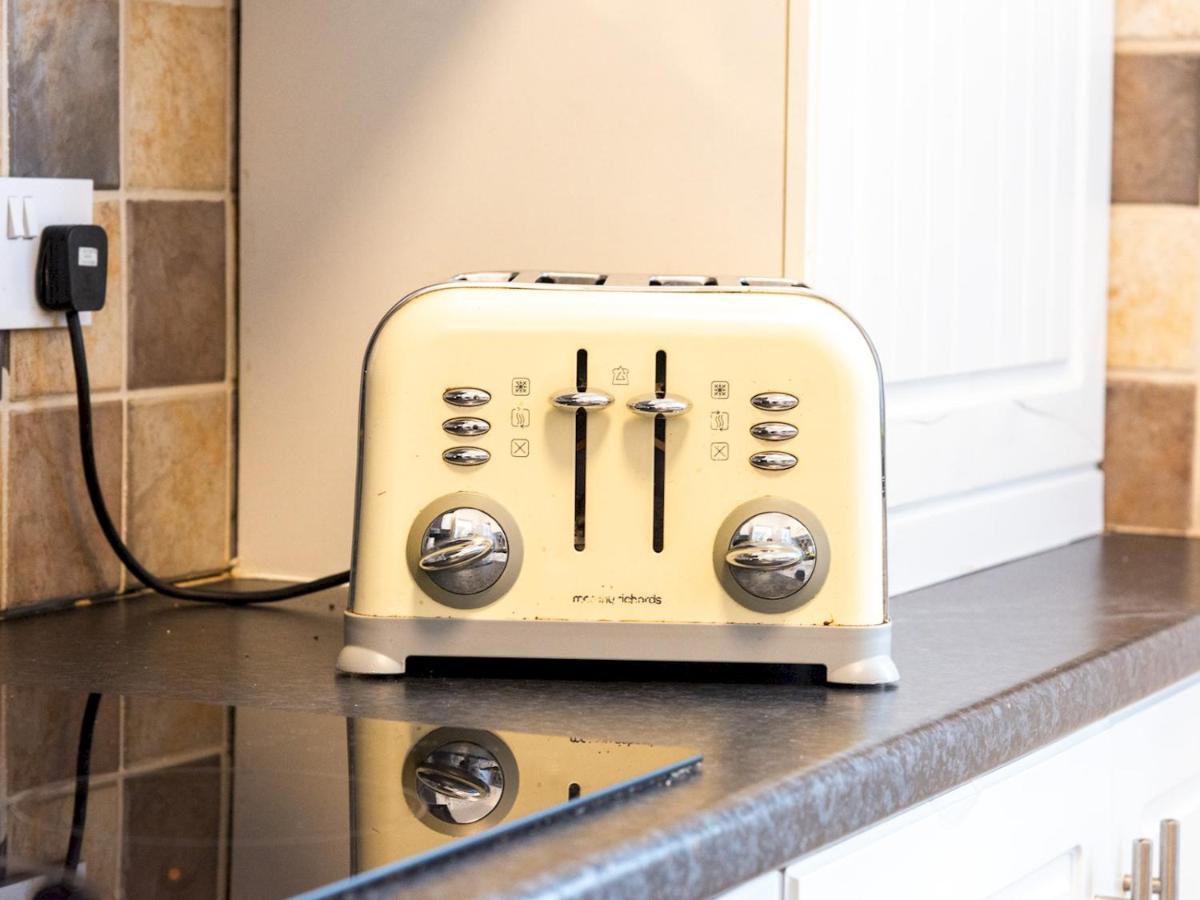 Pass The Keys - Spacious Modern 2br Flat For 6, 3min Walk To Hammersmith Station Apartamento *