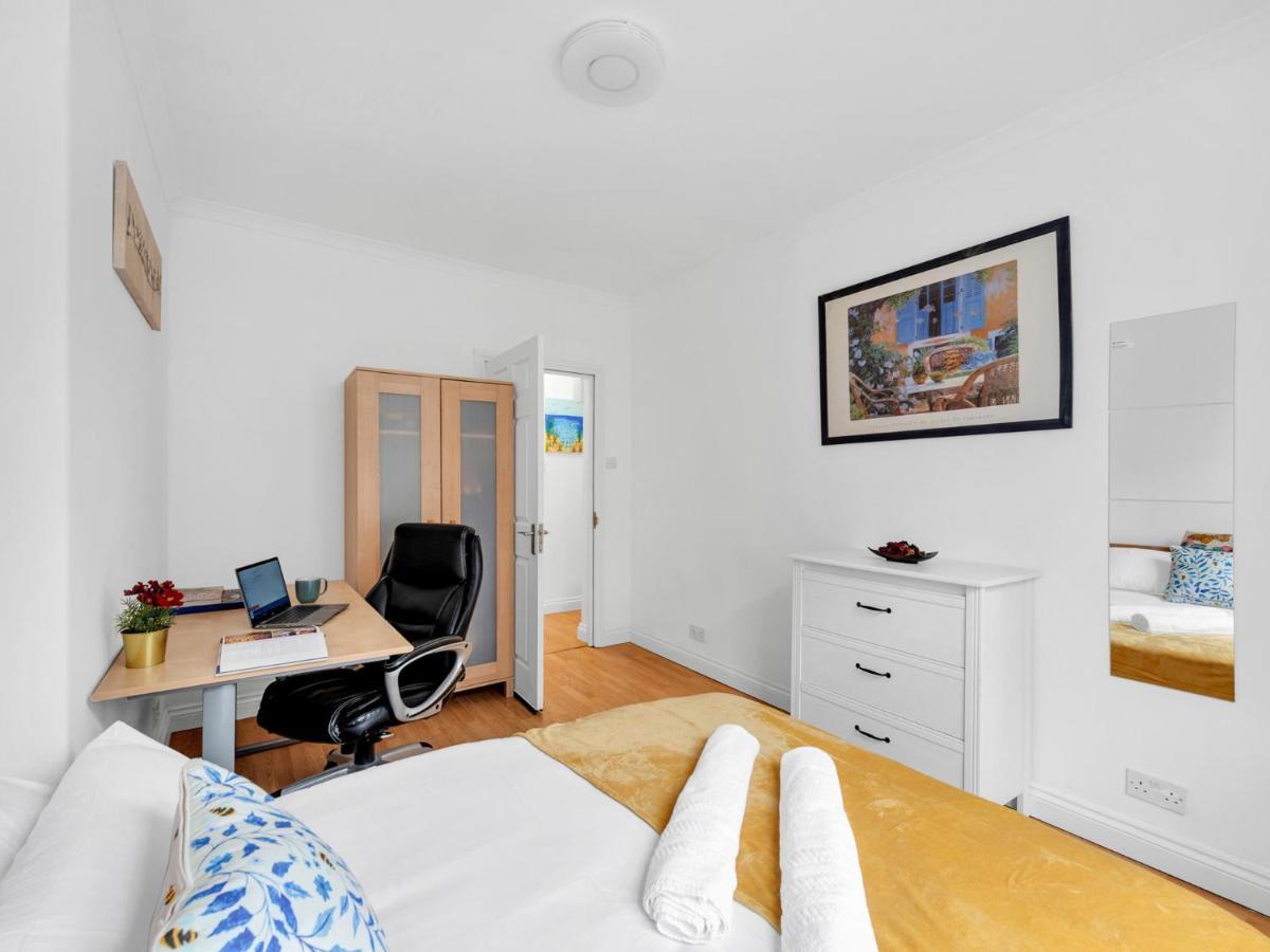 Apartamento Pass The Keys - Spacious Modern 2br Flat For 6, 3min Walk To Hammersmith Station