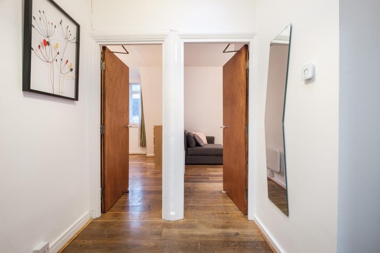 Apartment Oxford Street By Threstle