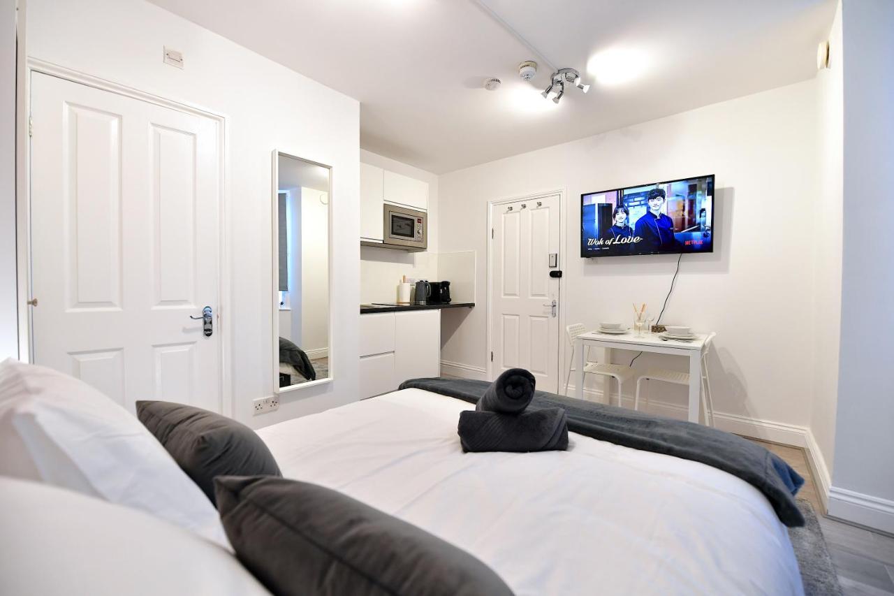 Luxury Fulham Close To Underground Newly Refurbished Apartamento Londres