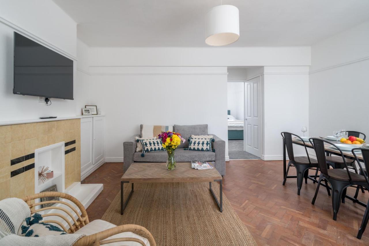 Bright West Hampstead Retreat * Londen
