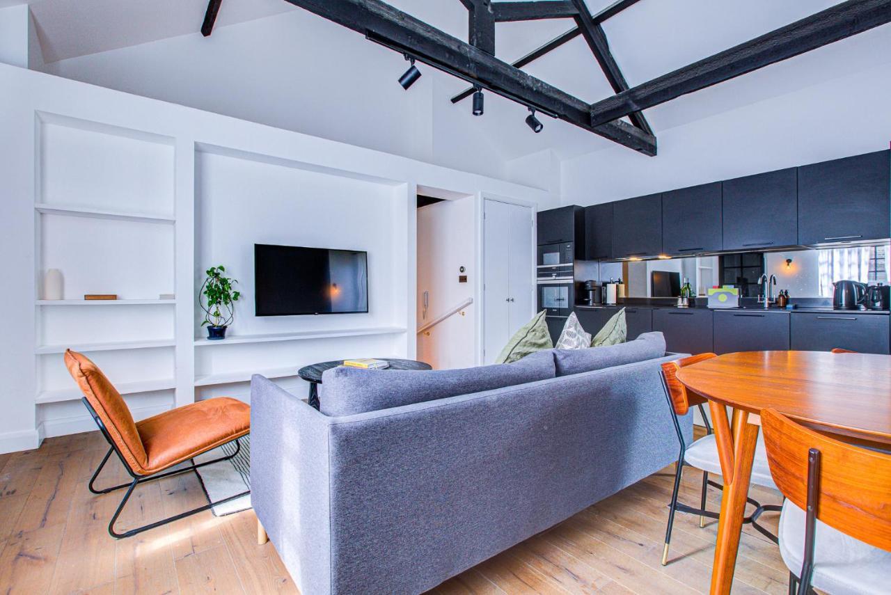 Appartement Stylish 1br Unit, Super Fast Internet, Gated Complex - Near Queen's Park! *