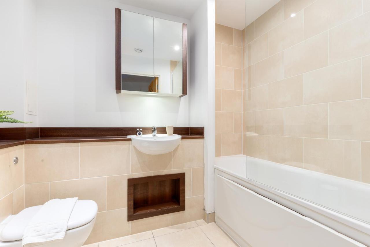 The Canada Water Flat Apartamento *