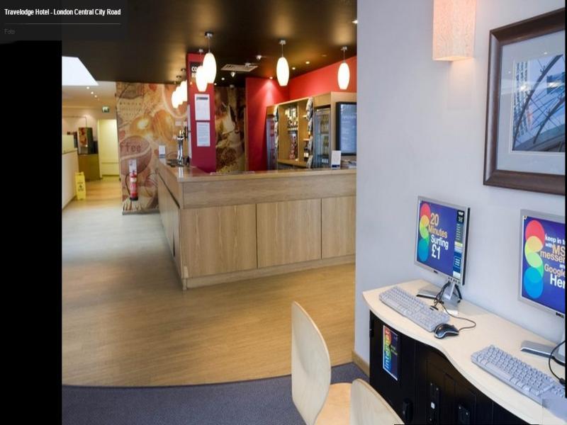 Hotel Travelodge Road 3*