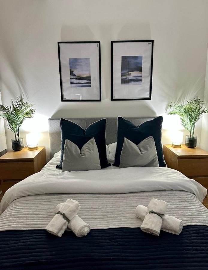 Retreat To A Stylish Ensuite In Londres