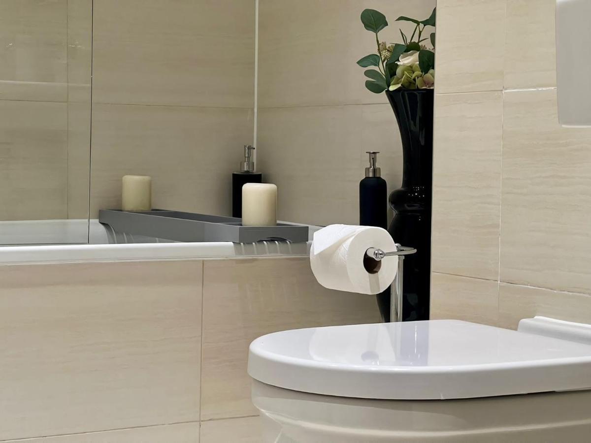 Penthouse In Wembley Apartamento *
