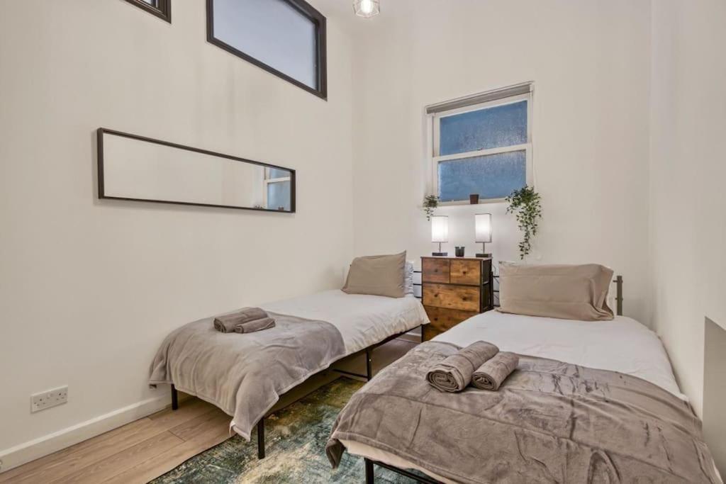 Charming Earls Court Apartamento Londres
