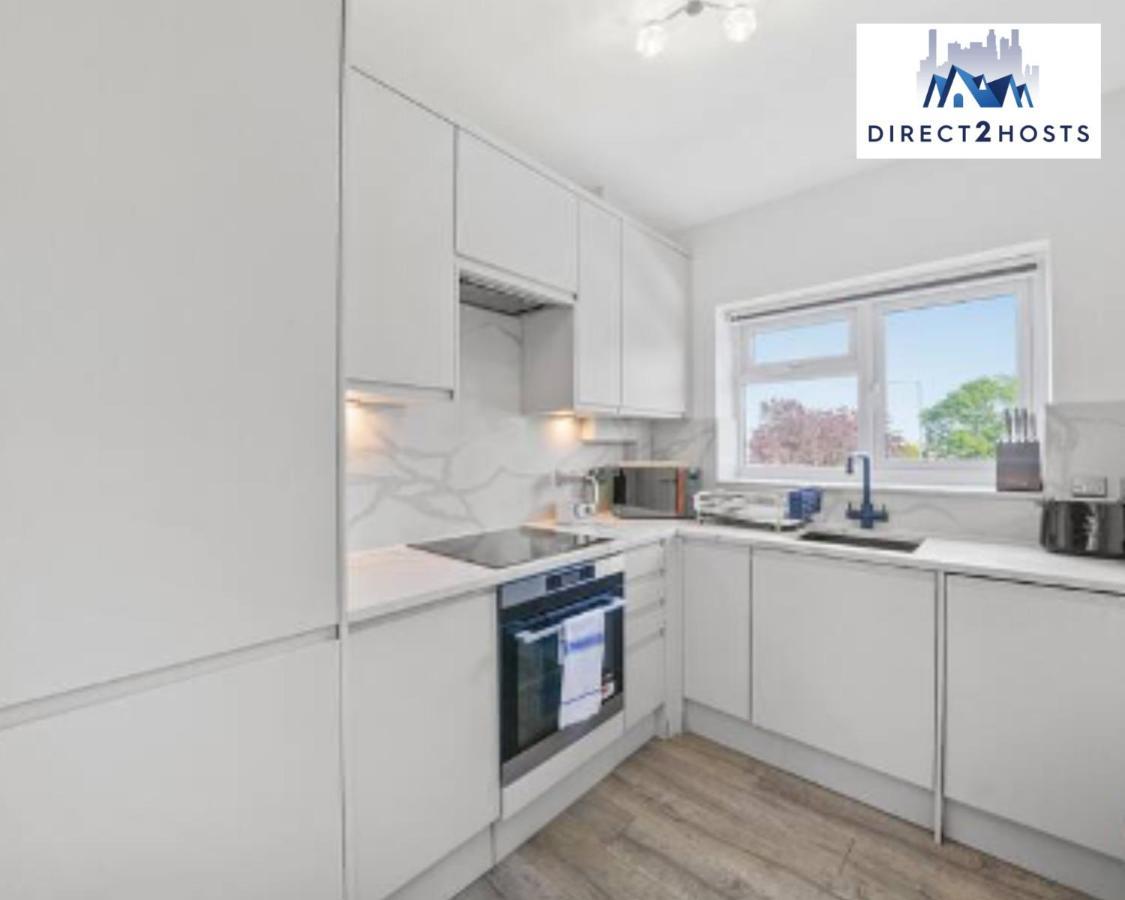 Three Bedroom Beautiful & Comfy Acton Gem By Direct2hosts With King Beds & Free Parking! Appartement