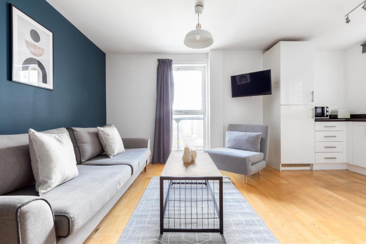 Not To Be Used Appartement *