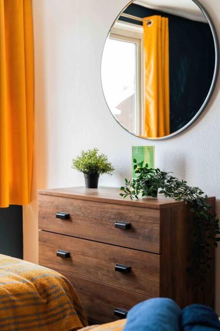 Сasa de vacaciones Contractor Base With Pool Table Londres