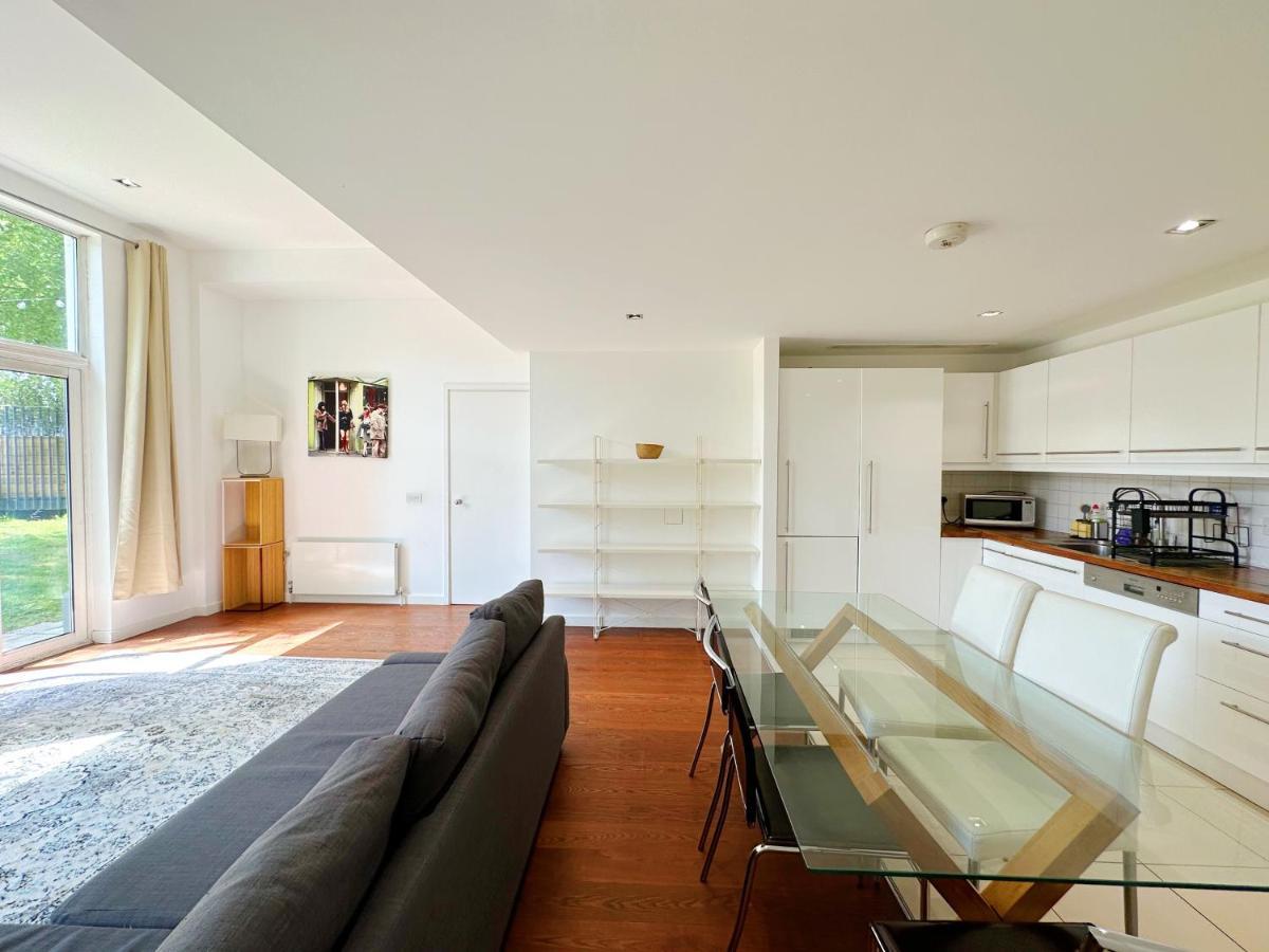 Portobello Dock Canalside Appartement *