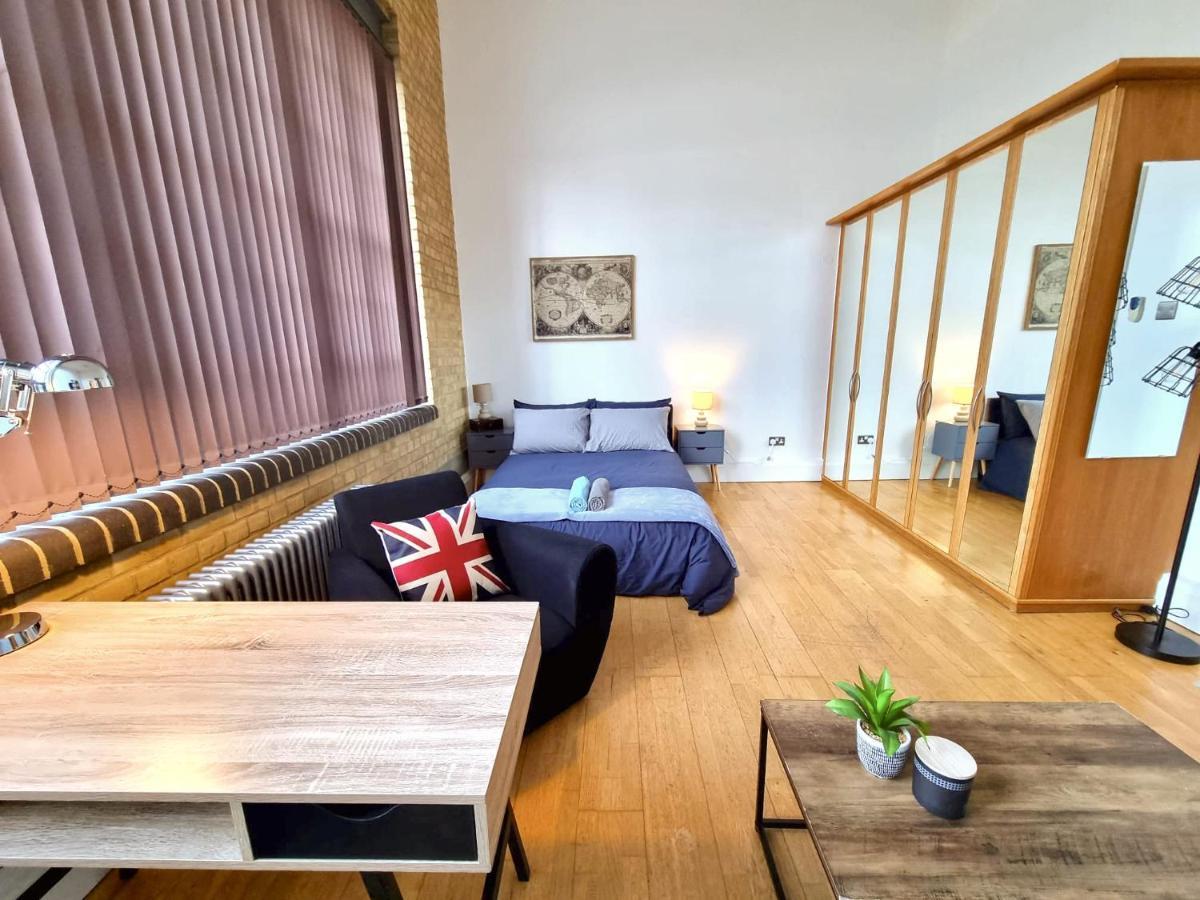 Spacious Studio In Old St *
