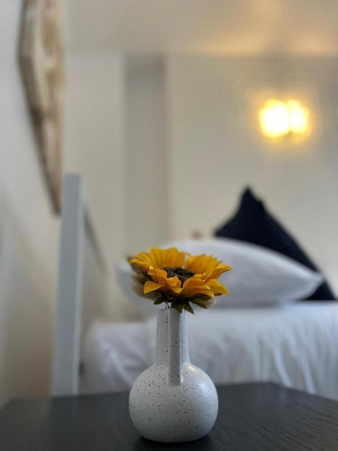 In In Guest house London