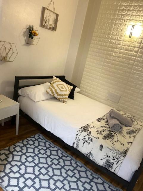 Guest house In In *