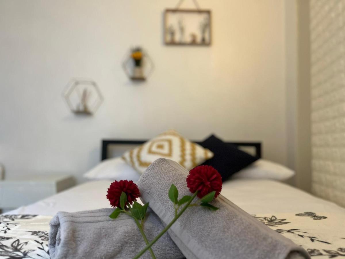 Guest house In In *