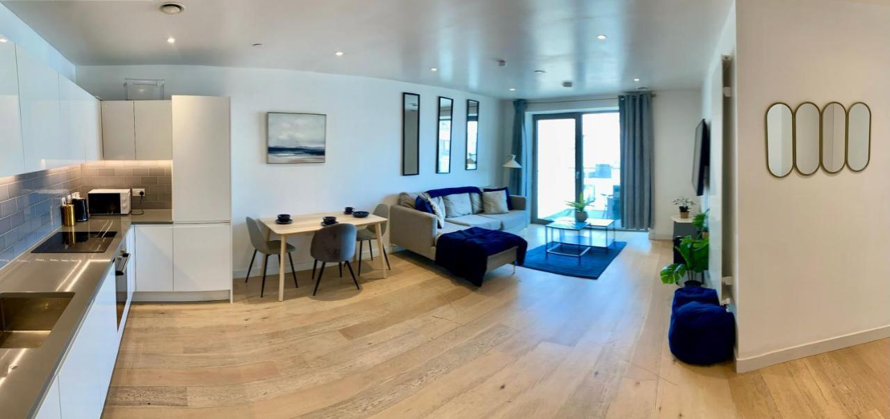 Md : Stunning 2 Bedroom 2 Bath - Royal Docks Appartement *