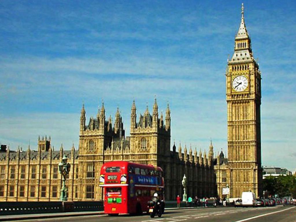 The Luxury Hotel Londres