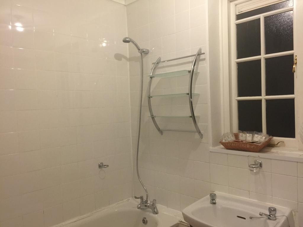 Couette-café Nice 3 *
