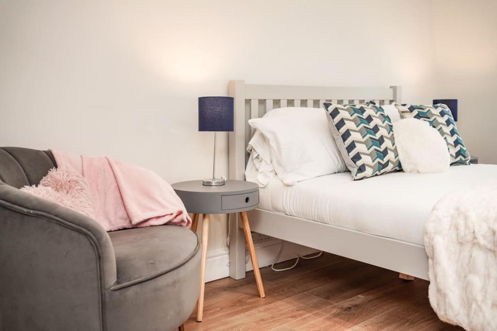 Appartement Newly Renovated Modern 4 Bed 3 Bath