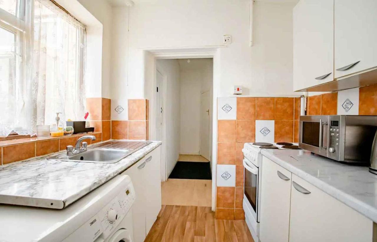 Quarto em Acomodações Particulares Near Tottenham Hotspur Stadium *
