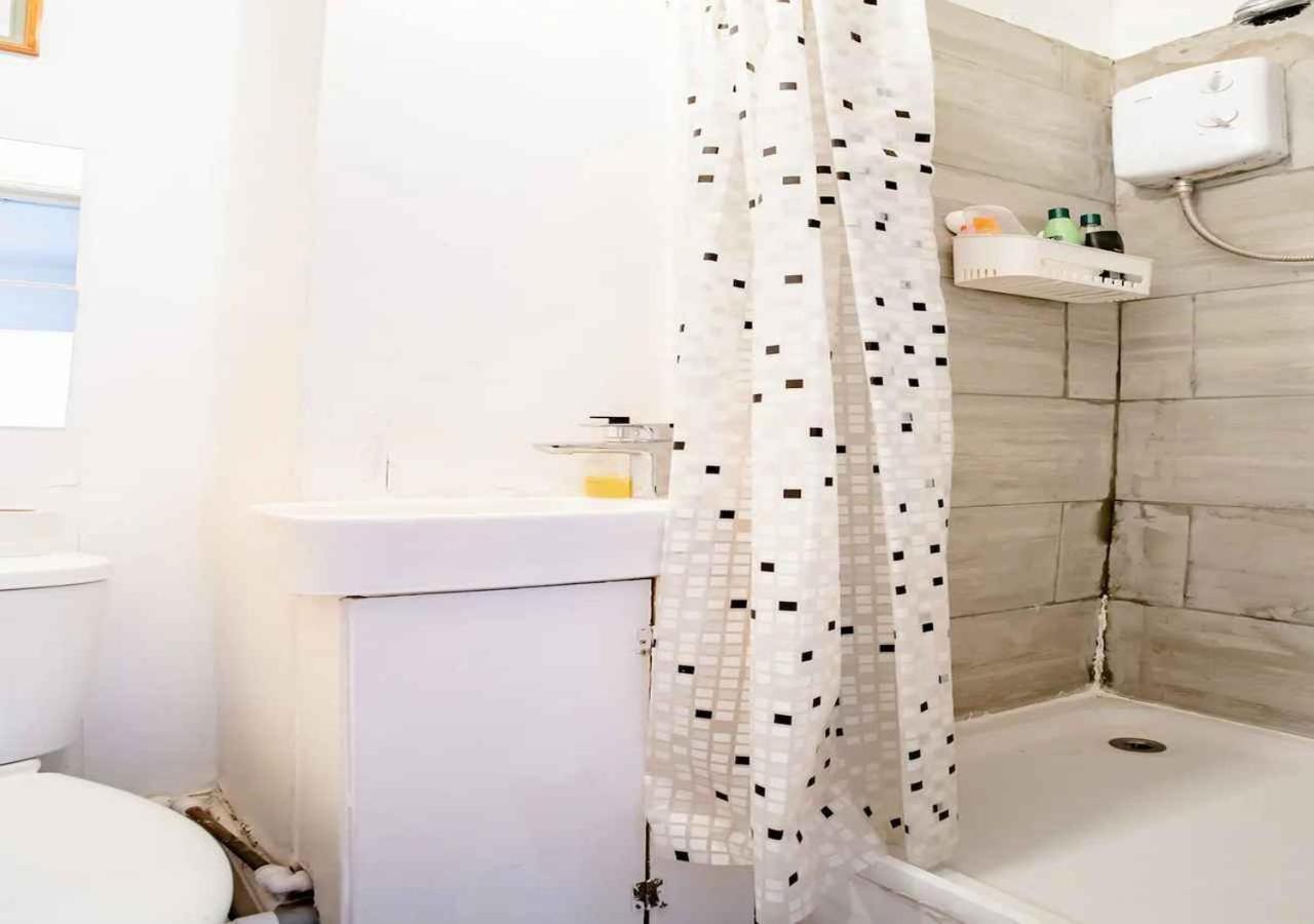 Quarto em Acomodações Particulares Near Tottenham Hotspur Stadium *