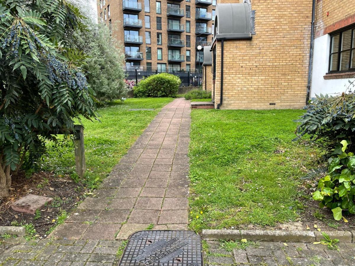 Surrey Docks Se16 Near Canada Water N Easy Access Canary Wharf Apartamento