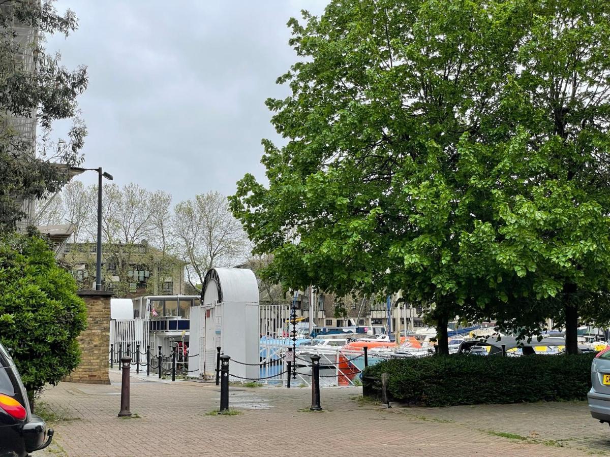 Apartamento Surrey Docks Se16 Near Canada Water N Easy Access Canary Wharf Londres