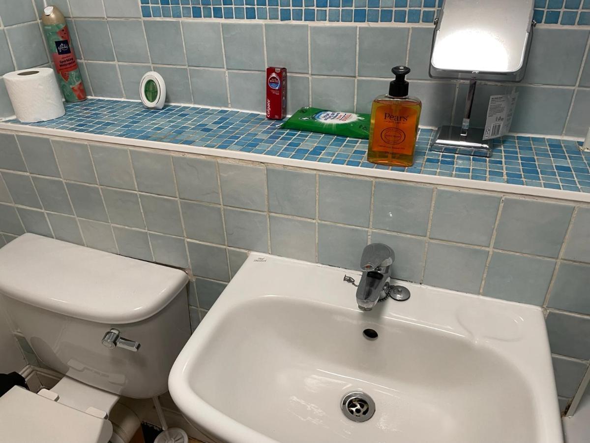 Surrey Docks Se16 Near Canada Water N Easy Access Canary Wharf