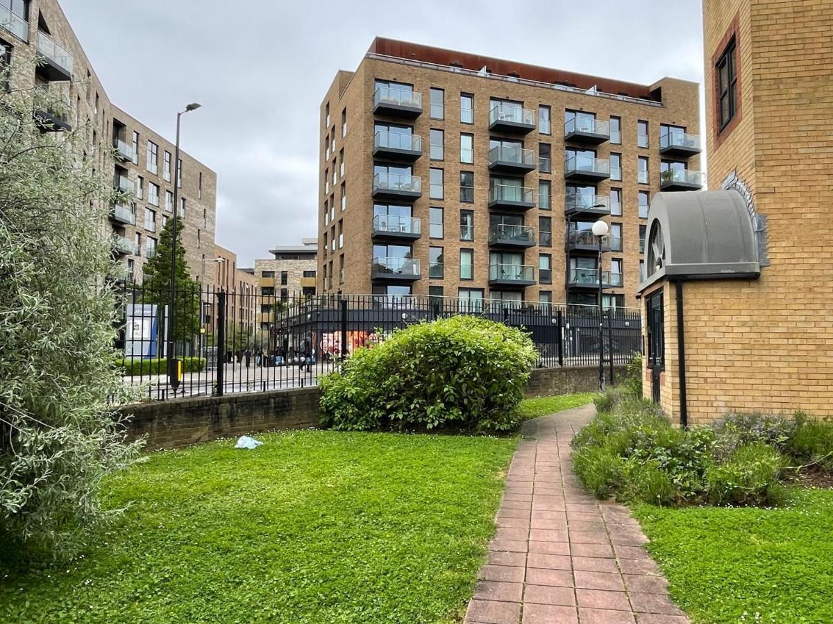 Apartamento Surrey Docks Se16 Near Canada Water N Easy Access Canary Wharf