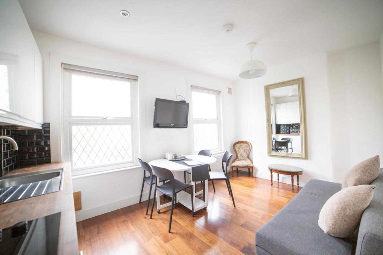 Apartment Victorian Property London
