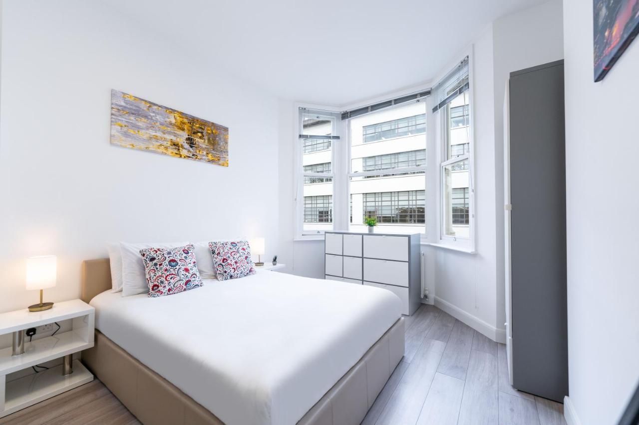 The Farringdon * London