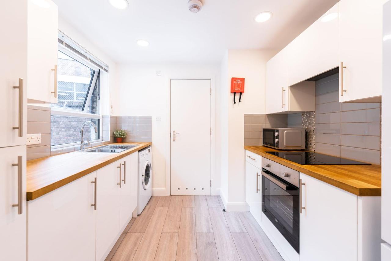 The Farringdon Apartment *