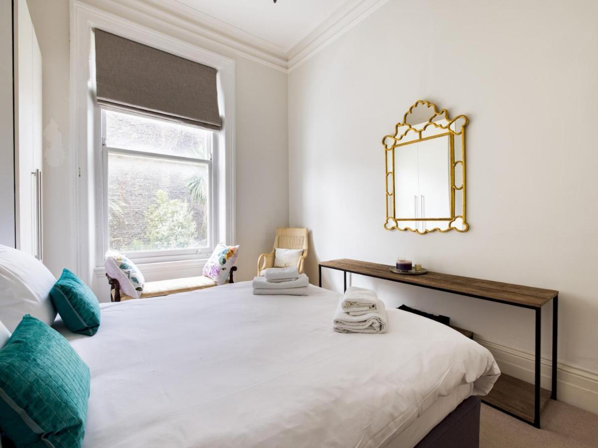 Cosy 1 Bedroom Flat Centrally Located In Chelsea Appartement