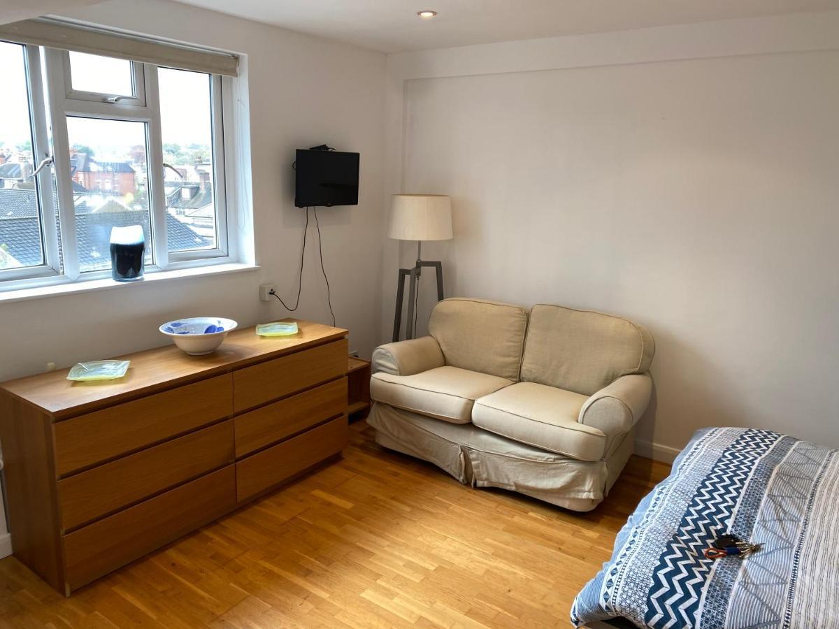 Central Flat In Putney * London