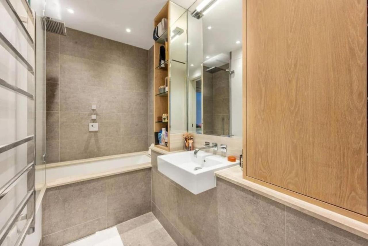 Apartamento Posh 3 Bedroom Flat With Terrace And Indoor Fireplace In Mayfair, Near Hyde Park