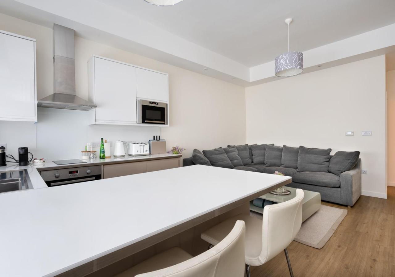 Cobbled Mews - Hyde Park W2 Apartment *