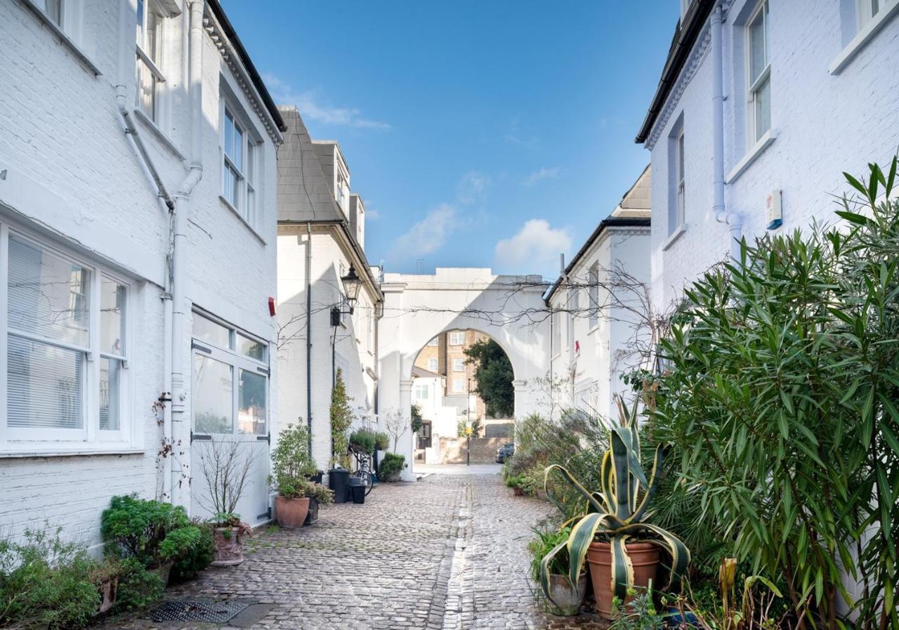 Cobbled Mews - Hyde Park W2 Apartment