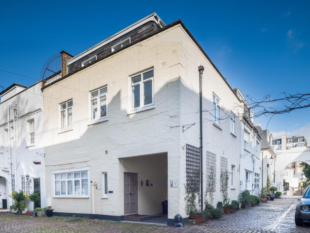 Cobbled Mews - Hyde Park W2 Apartment