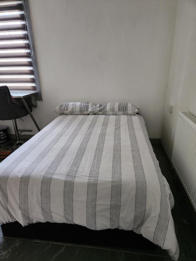 Palace Road Apartment *