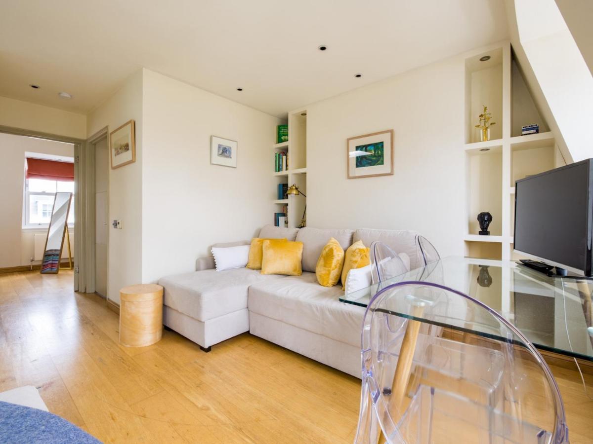 Cosy And Light Flat With A Roof Terrace In Chelsea Londres