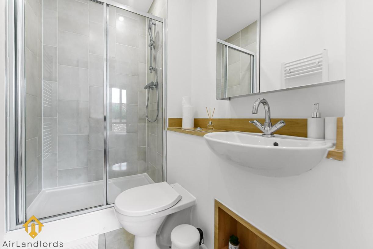 Exclusive 3 Bed 3bath Penthouse Near Canary Wharf * Londres