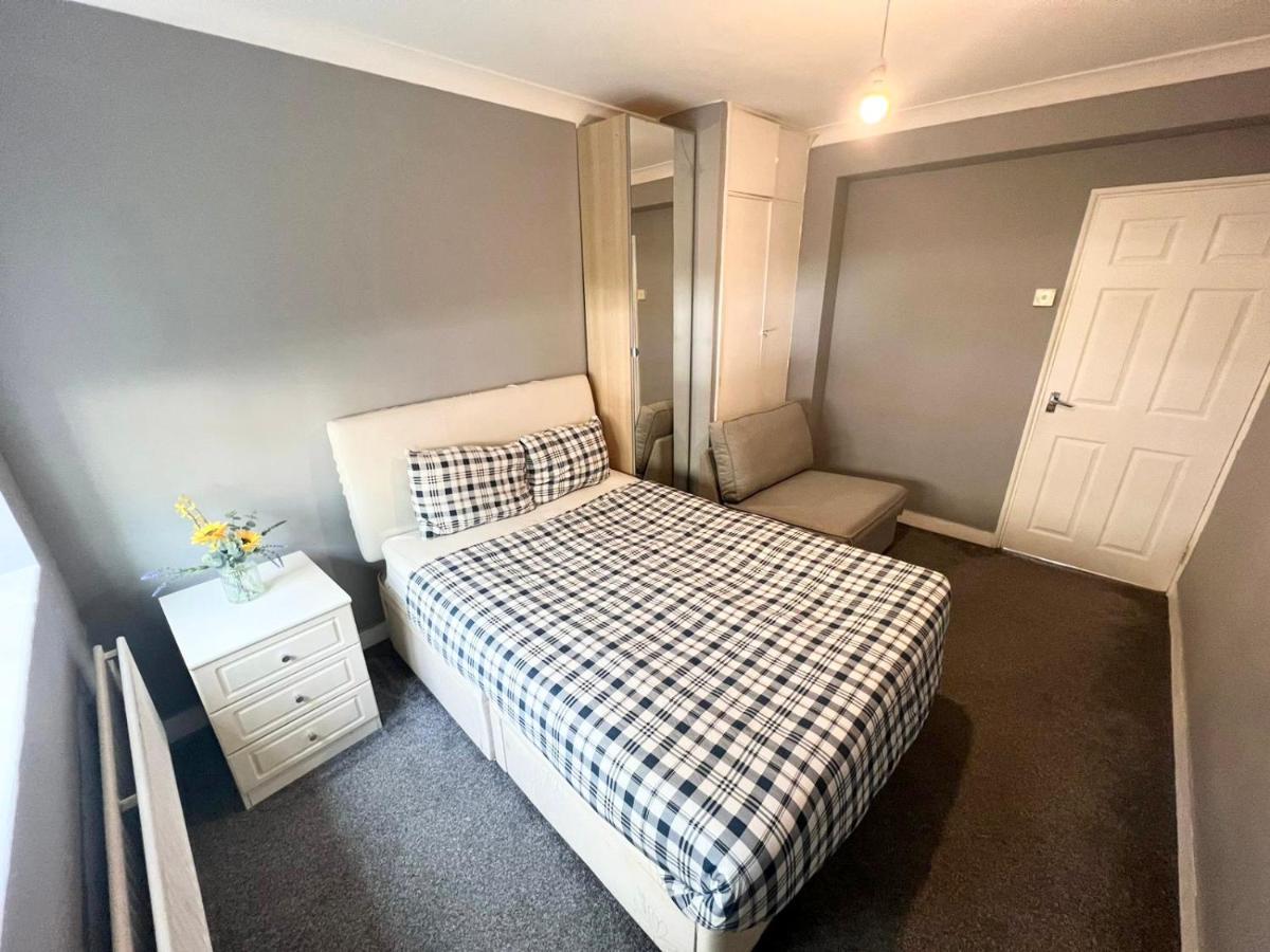 Aprt 10mins Walk From The Shard! Apartamento