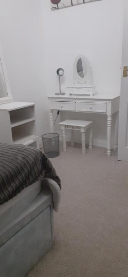 Double Close To Portobello And Westfield Accommodatie bij particulieren Londen