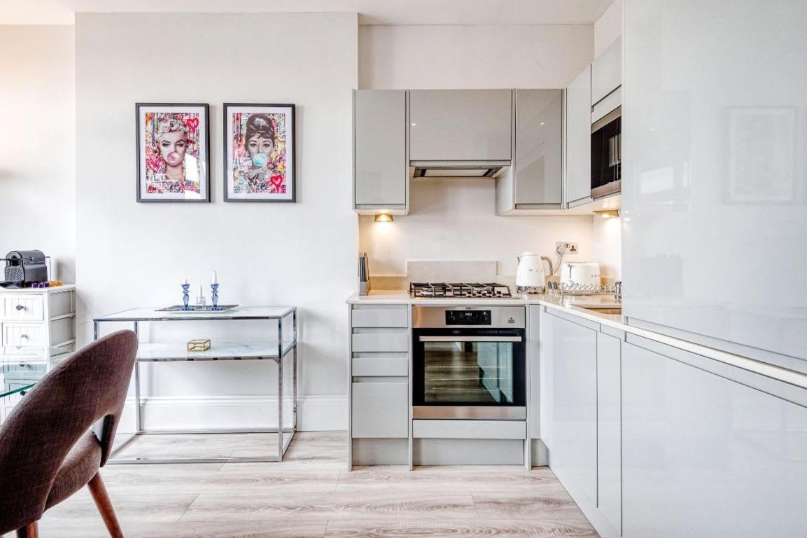 Holiday home Elegant 1 Bed Apartment- Hampstead Village *