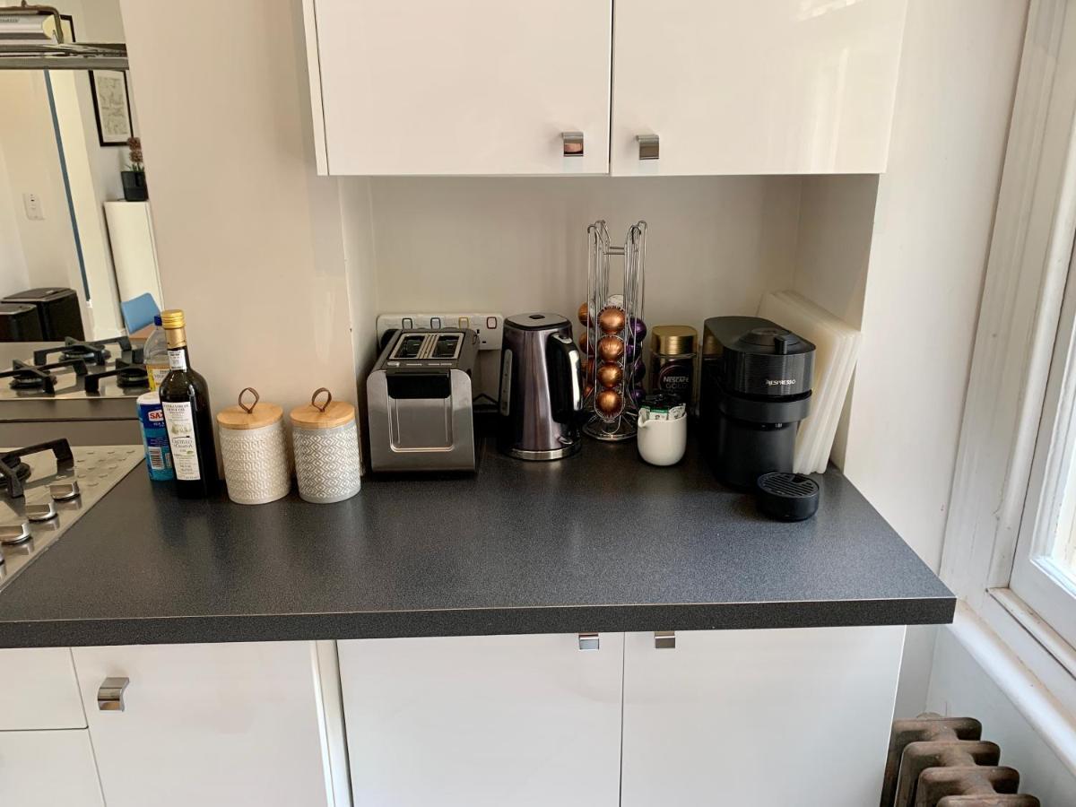 Apartment Lovely Newly Refurbished In Battersea London