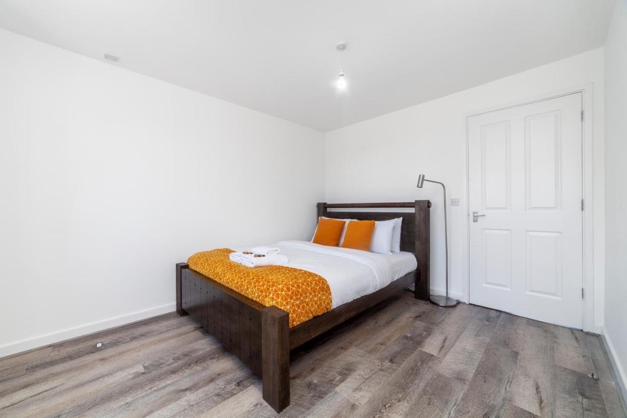 Bright 2 Bdr House Wgarden & Parking, Greenwich * Londres