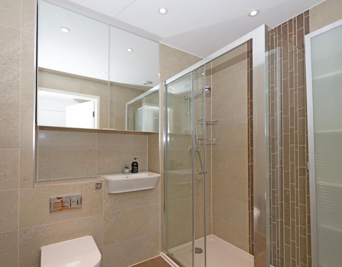 Kew Bridge Penthouse