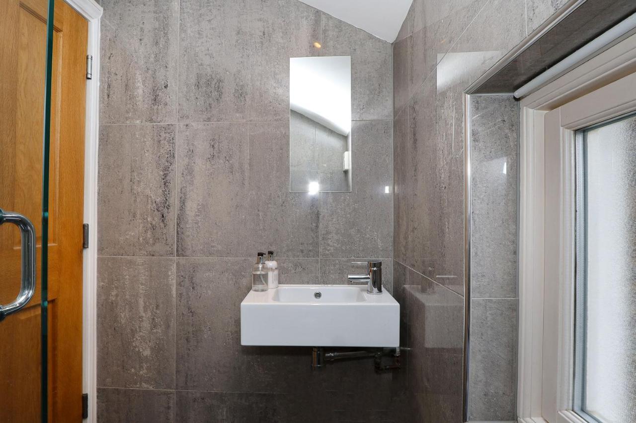 Bright And Modern 2 Bed Flat * Londres